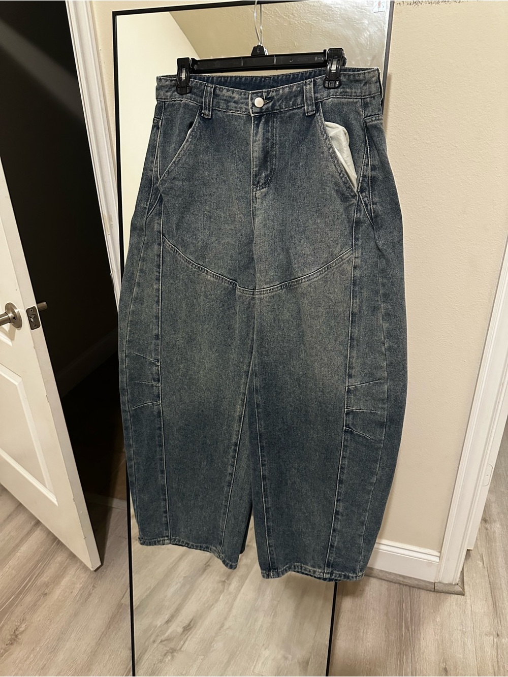 Men's Dark Wash Denim Jeans - Relaxed Carpenter Style